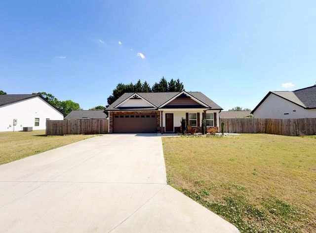 712 Barkwood Ct, Boiling Springs, SC 29316