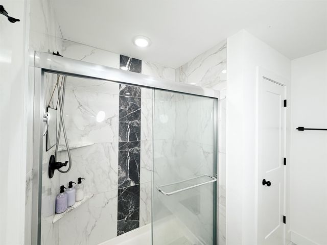 712 Barkwood Ct, Boiling Springs, SC 29316