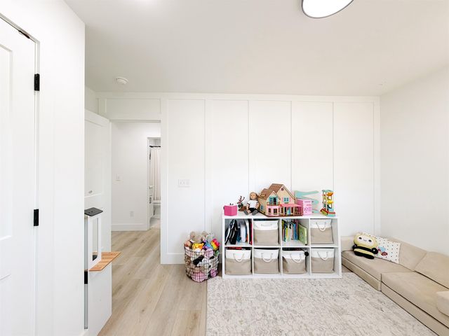 712 Barkwood Ct, Boiling Springs, SC 29316