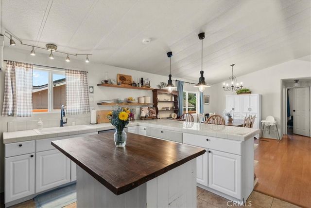 24835 Split Rail, Wildomar, CA 92595