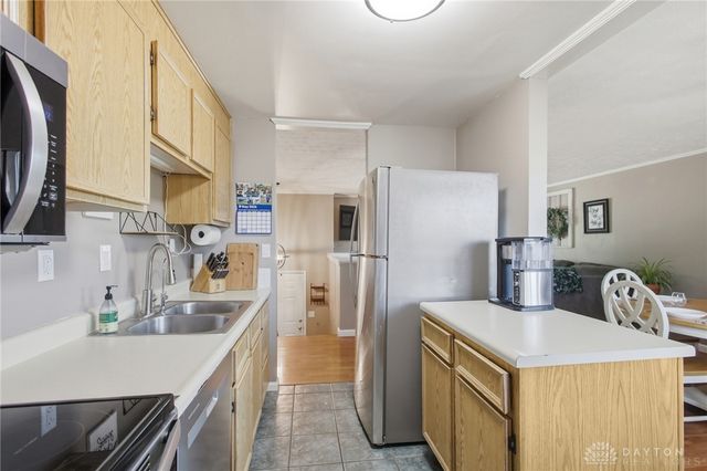 1835 Statehouse Court, Sugarcreek Twp, OH 45305