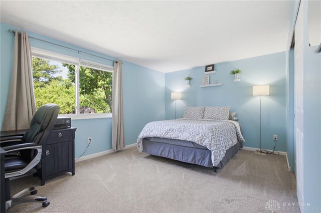1835 Statehouse Court, Sugarcreek Twp, OH 45305