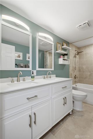 1835 Statehouse Court, Sugarcreek Twp, OH 45305
