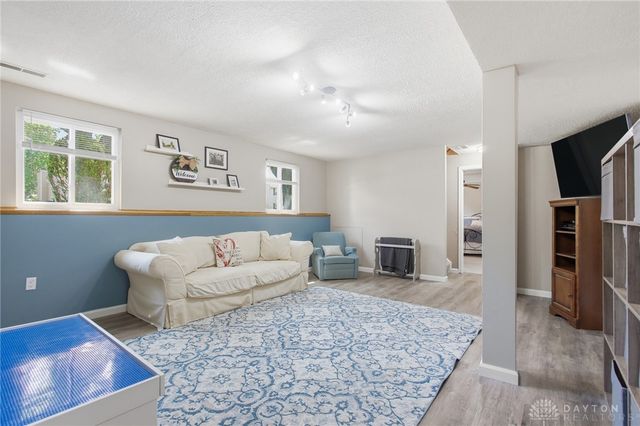 1835 Statehouse Court, Sugarcreek Twp, OH 45305
