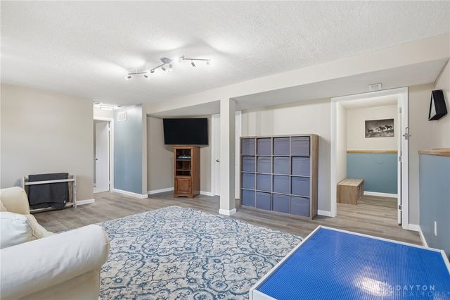 1835 Statehouse Court, Sugarcreek Twp, OH 45305