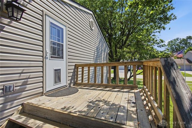 1835 Statehouse Court, Sugarcreek Twp, OH 45305