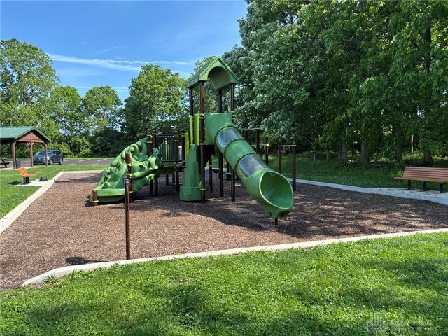 1835 Statehouse Court, Sugarcreek Twp, OH 45305