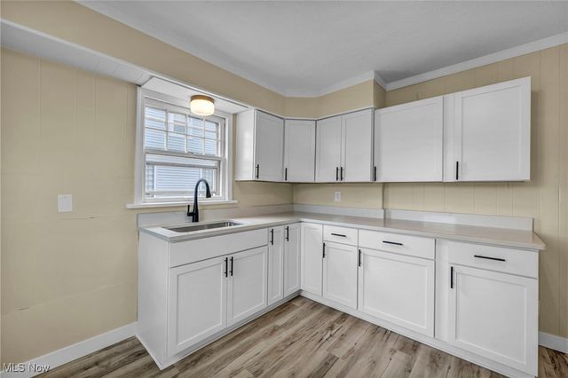 2217 E 32nd Street, Lorain, OH 44055