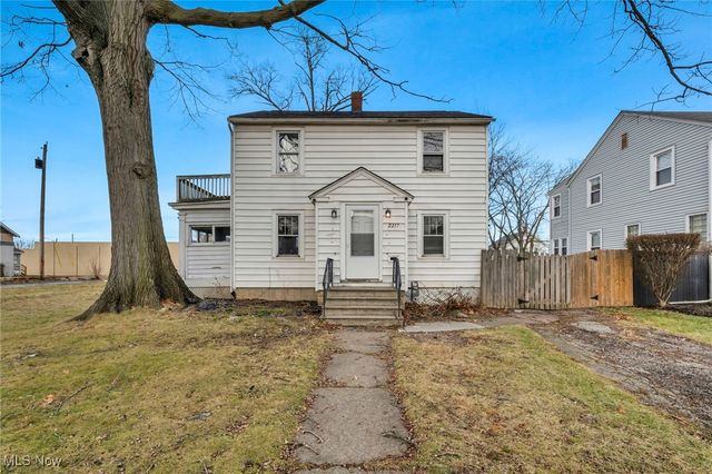 2217 E 32nd Street, Lorain, OH 44055