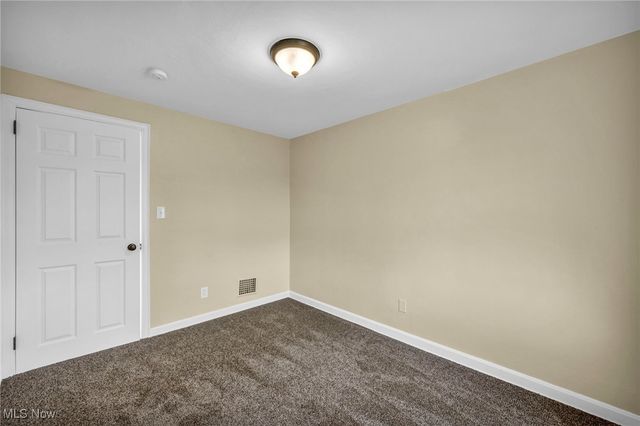 2217 E 32nd Street, Lorain, OH 44055