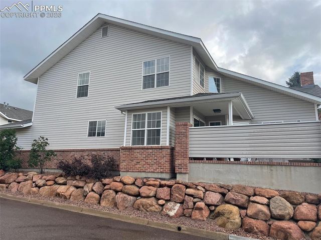 1834 Britton View, Colorado Springs, CO 80905