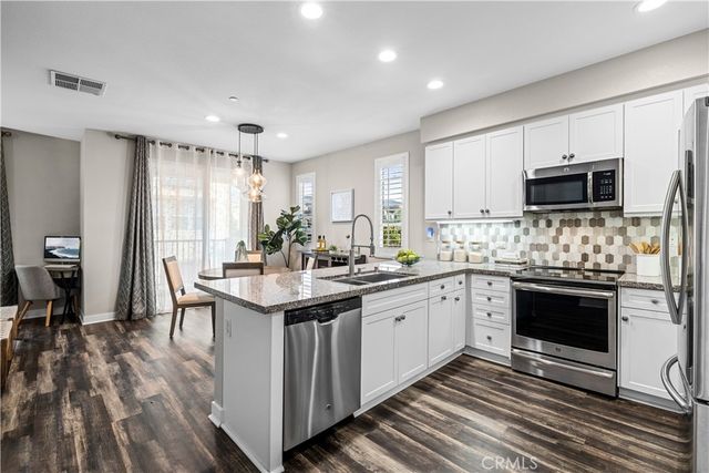 619 West Foothill Boulevard 50, Glendora, CA 91741