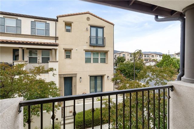 619 West Foothill Boulevard 50, Glendora, CA 91741