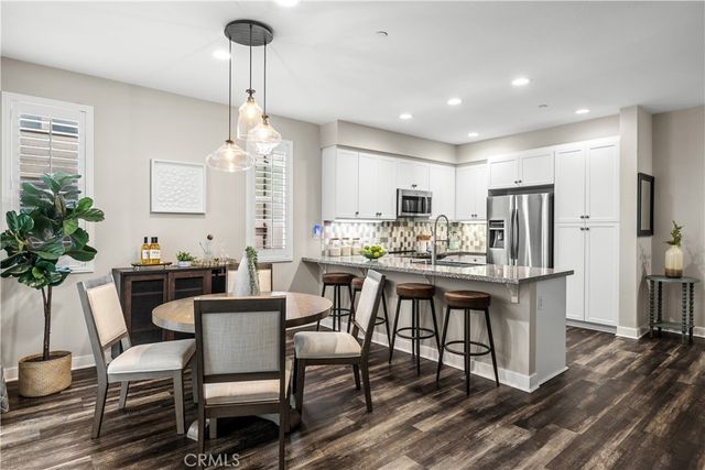 619 West Foothill Boulevard 50, Glendora, CA 91741