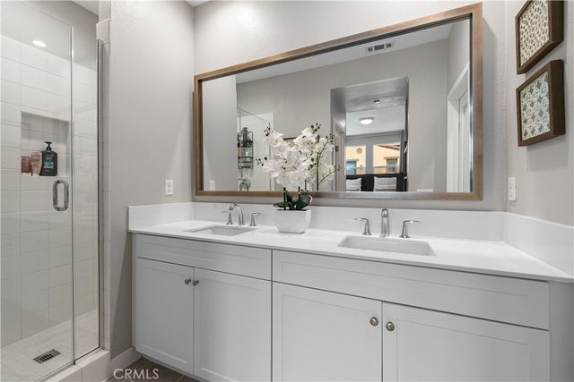 619 West Foothill Boulevard 50, Glendora, CA 91741