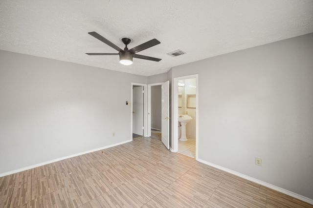 13431 Klamath Falls Drive, Houston, TX 77041