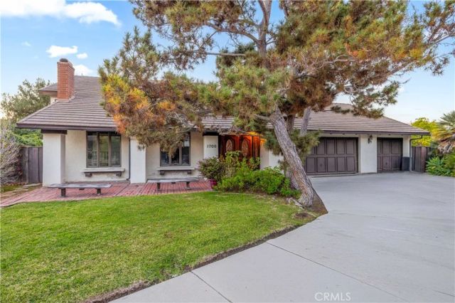 1700 Port Margate, Newport Beach, CA 92660