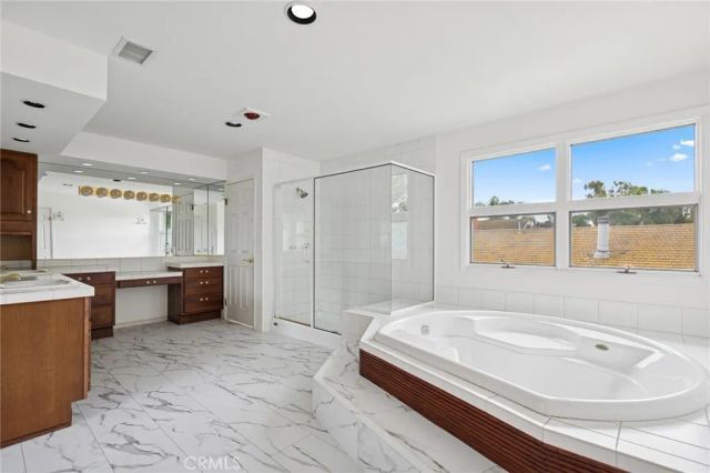 1700 Port Margate, Newport Beach, CA 92660