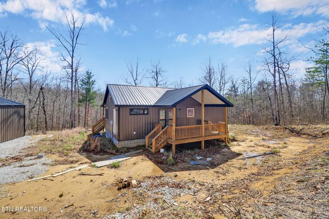 813 Bluebird Ridge Rd, Jamestown, TN 38556