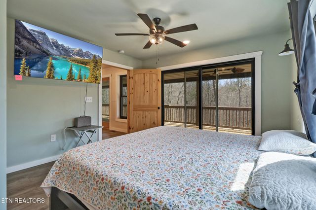 813 Bluebird Ridge Rd, Jamestown, TN 38556