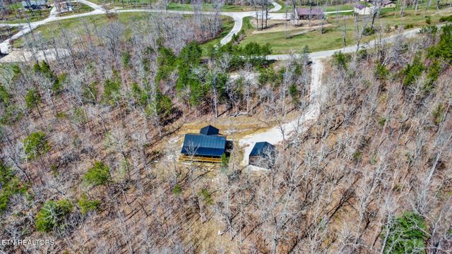813 Bluebird Ridge Rd, Jamestown, TN 38556