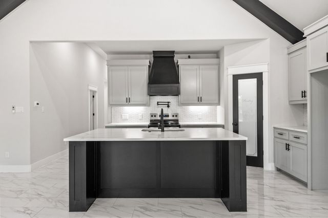 5747 Waddell Street, Sansom Park, TX 76114