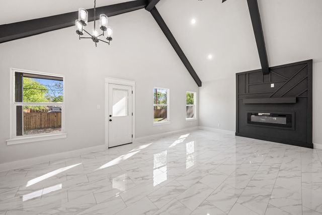 5747 Waddell Street, Sansom Park, TX 76114