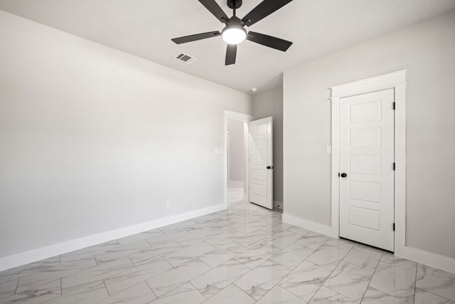 5747 Waddell Street, Sansom Park, TX 76114