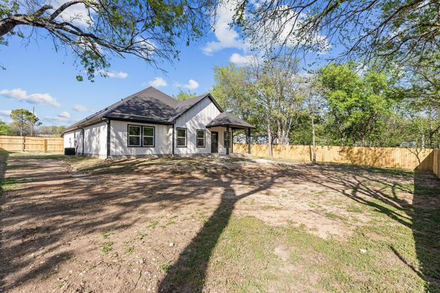 5747 Waddell Street, Sansom Park, TX 76114