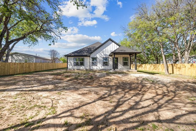 5747 Waddell Street, Sansom Park, TX 76114