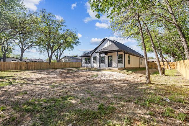 5747 Waddell Street, Sansom Park, TX 76114