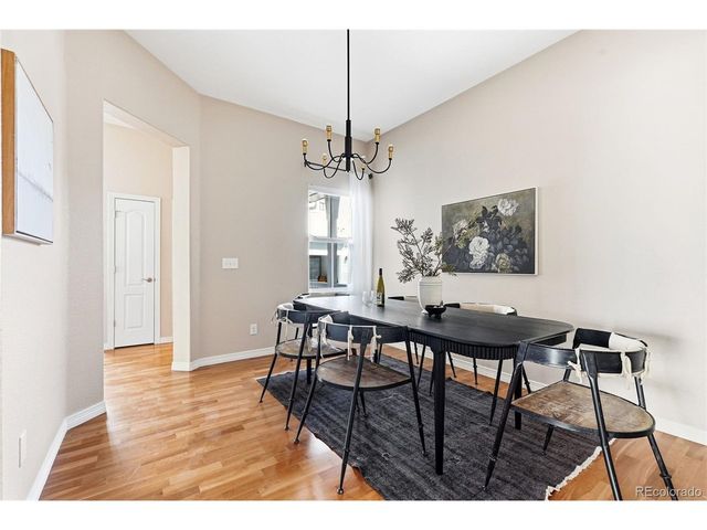 6175 S Paris St, Englewood, CO 80111