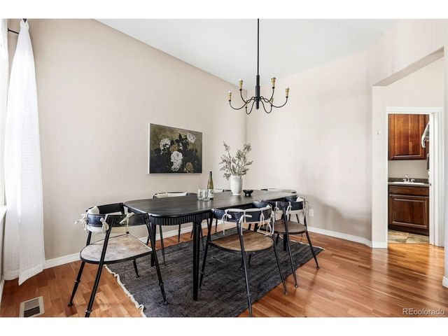 6175 S Paris St, Englewood, CO 80111