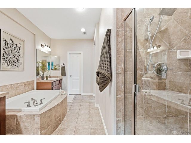 6175 S Paris St, Englewood, CO 80111