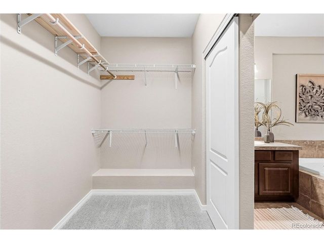6175 S Paris St, Englewood, CO 80111