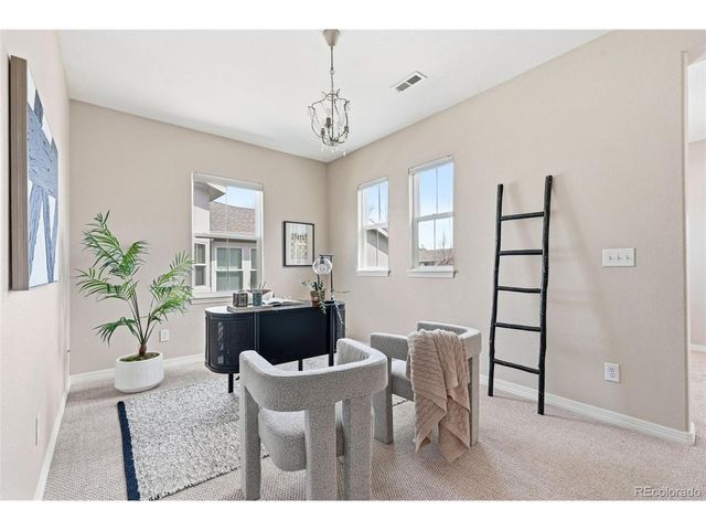6175 S Paris St, Englewood, CO 80111