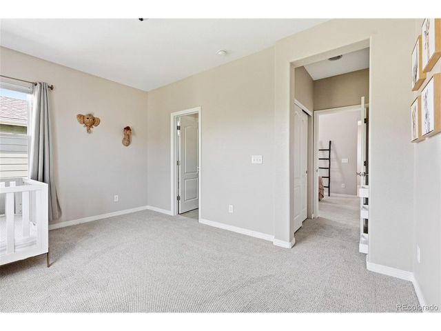 6175 S Paris St, Englewood, CO 80111
