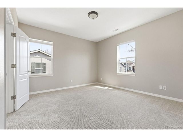 6175 S Paris St, Englewood, CO 80111