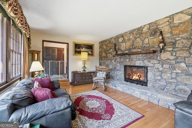 3317 Talmadge Drive, Clarkesville, GA 30523