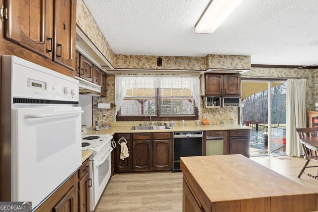 3317 Talmadge Drive, Clarkesville, GA 30523