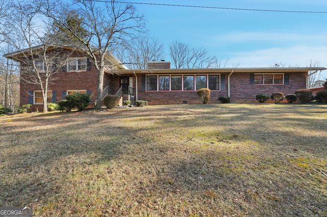 3317 Talmadge Drive, Clarkesville, GA 30523