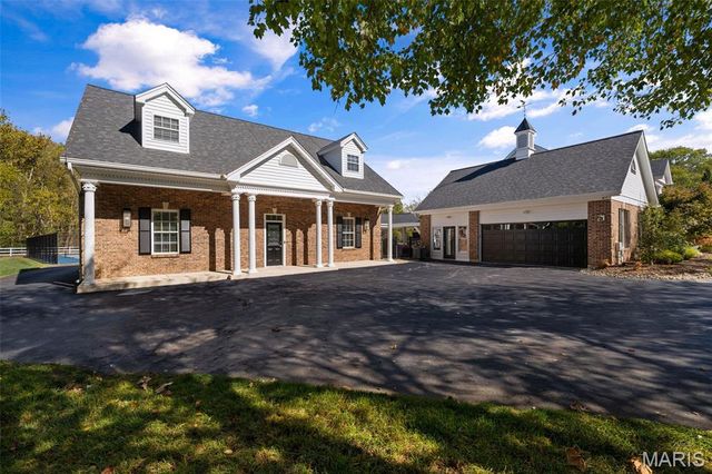 17417 Summit View Place Lane, Wildwood, MO 63038