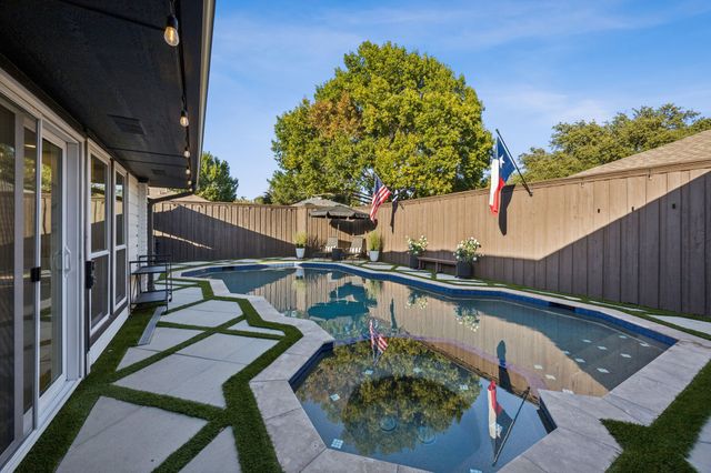 6023 Black Berry Lane, Dallas, TX 75248