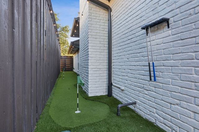 6023 Black Berry Lane, Dallas, TX 75248