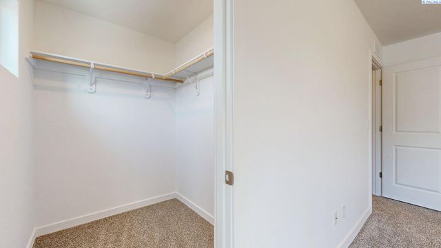 1152 N Yost Street, Kennewick, WA 99336