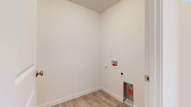 1152 N Yost Street, Kennewick, WA 99336