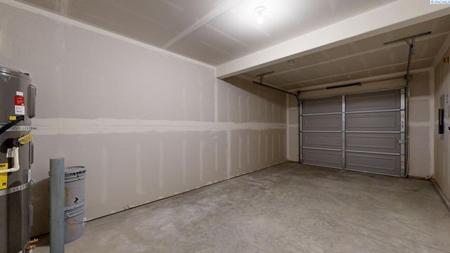 1152 N Yost Street, Kennewick, WA 99336