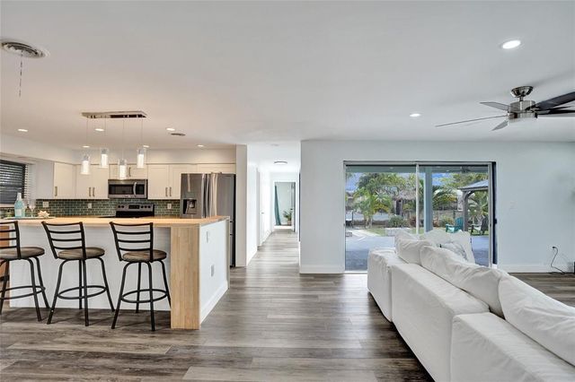 1710 SW 6th Avenue, Pompano Beach, FL 33060