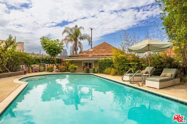 1315 Calumet Avenue, Los Angeles, CA 90026