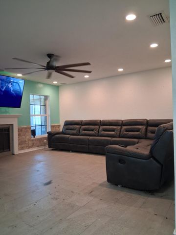 4795 Jorgensen Road, Fort Pierce, FL 34981